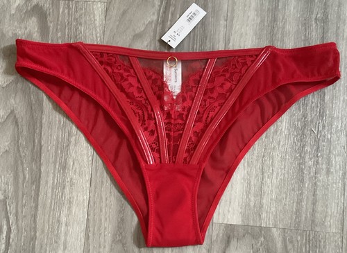 Ann summers undeniable size - summers,