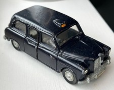 Dinky London Taxi Austin FX4