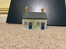 Hornby OO Gauge Station building prebuilt