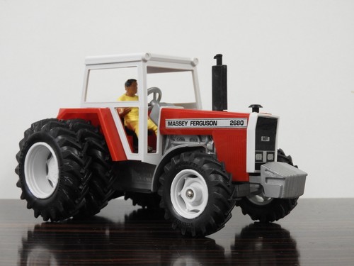 Britains farm massey ferguson - britains,