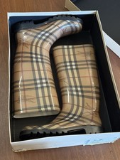 Womens Burberry Classic Nova