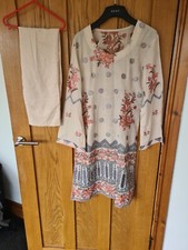 Beautiful Asian suit Wedding