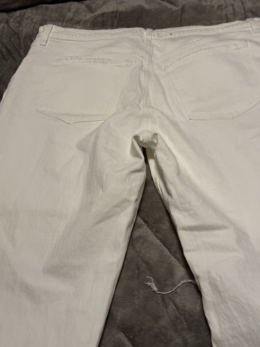 Abercrombie and fitch white - and,