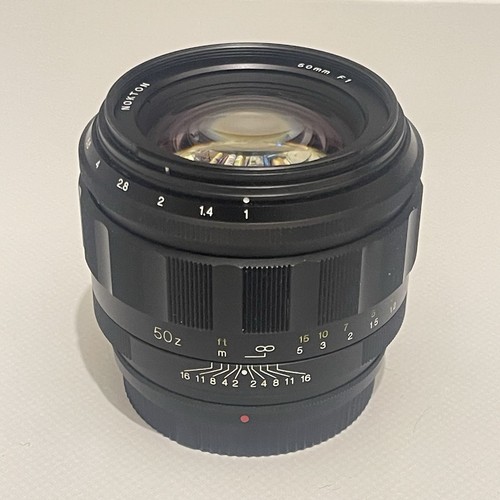Voigtlander 50mm nokton - 50mm, f1.0
