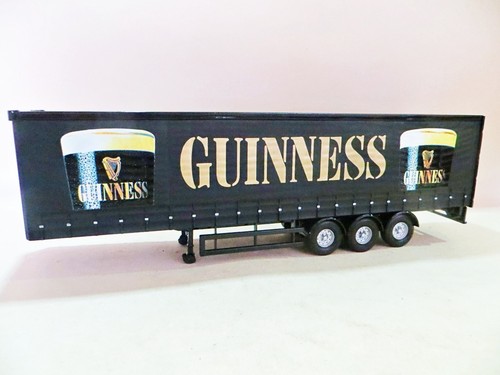 Corgi axle curtainside - '3,
