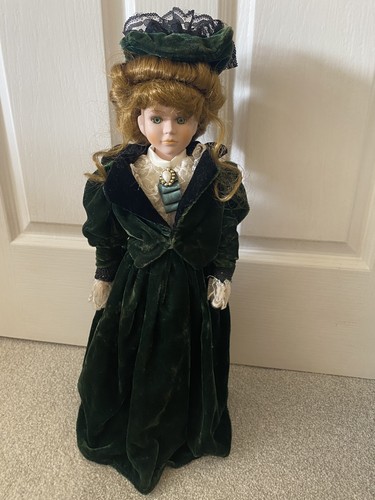 Porcelain doll - , 17"