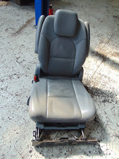 CHRYSLER GRAND VOYAGER PASSENGERSIDE MIDDLE LEATHER SEAT STOW'N'GO 2004-2007