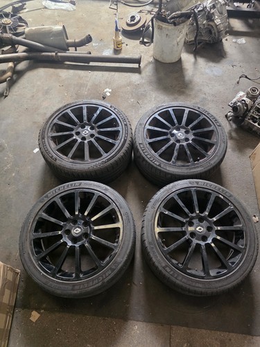 Renault megane 225 r26 wheels - 225/r26,