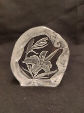 Dartington Crystal Lily Flowers Glass Paperweight Excellent Cond. Etched Base
