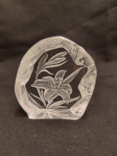 Dartington crystal lily - crystal,