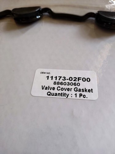 Suzuki 1000 cam cover - suzuki,