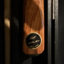 STEPHEN  HENDRY (RILEY) LIMITED EDITION SIGNATURE SNOOKER CUE  