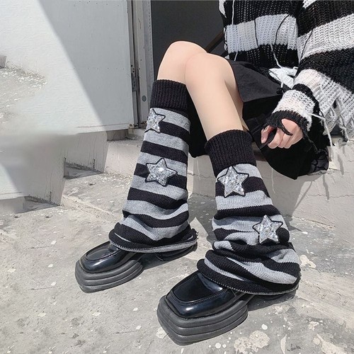 Black white grey star - white,