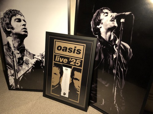 Oasis live framed a2 - framed,