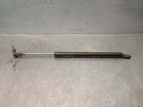 8180065820 tailgate gas strut - 8180065820,