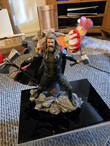 Marvel thor iron studios - marvel,