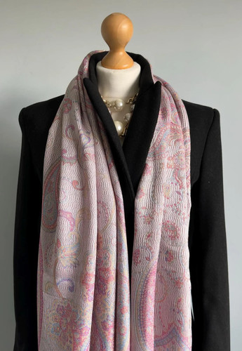 White and pink scarf cashmere - and,