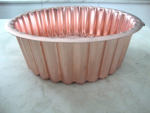 Metal jelly mould - metal, base