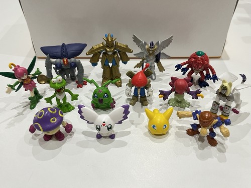Digimon mini figures - digimon,