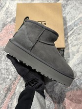 UGG Classic Mini Boot|