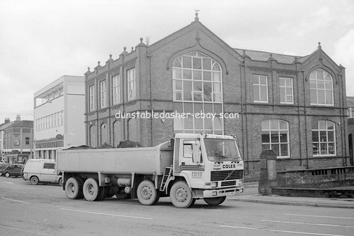 Truck negative coles volvo - coles,