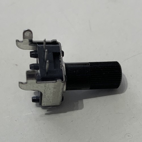 Potentiometer roland 404 - potentiometer,