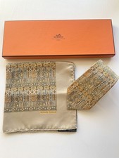 HERMÈS 100% Silk Tie & Carre
