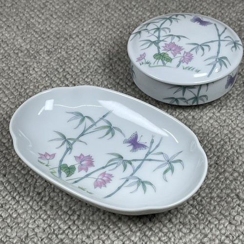 Porcelain trinket box soap - &,