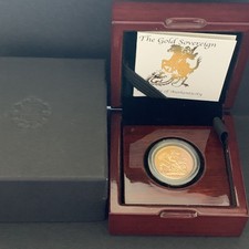 2021 Full Gold Sovereign in a