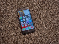 Apple iPhone 6s - 32GB -