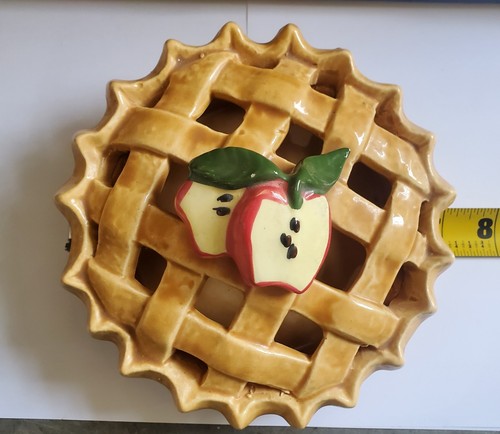 Vintage ceramic apple pie - ceramic,
