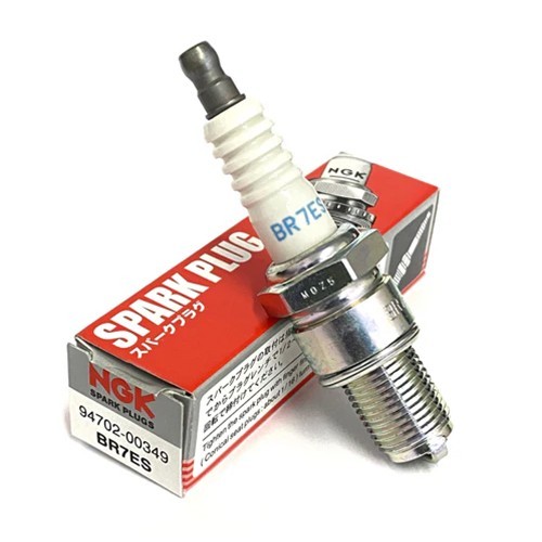 Ngk br7es spark plug - ngk,