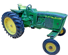 John Deere Ertl Tractor 1:16