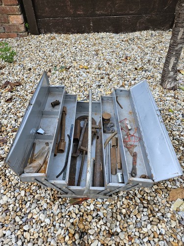 Metal cantilever tool box - cantilever,