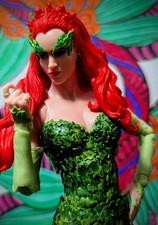 "Vines" - 6"x4" Framed Figure