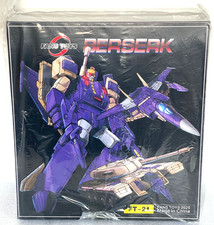 Transformers FansToys FT-21 Berserk AKA Masterpiece Triple Changers Blitzwing.