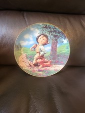 MJ Hummel Plate “Strolling Along” Gentle Friends Plate Collection, Plate No 170