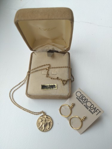 1980s flair goldtone leo - 1980s,