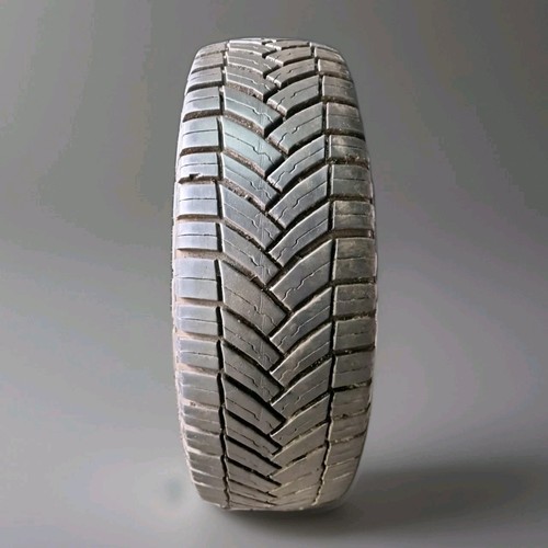 205 16c michelin - 205,