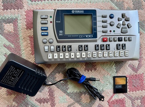 Yamaha qy100 music - music, sequencer