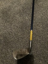 Junior Training Dunlop loco Club. ( used )