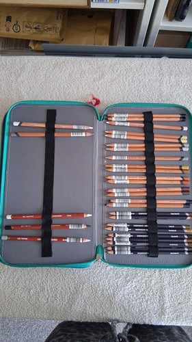 Coloured pencils assortment - pencils,