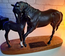 BESWICK HORSE BLACK BEAUTY & FOAL MODEL No.2466/ 2536 MATT FINISH