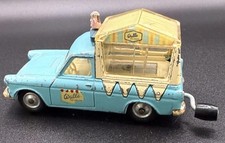 Corgi 474 Ford Thames  Walls