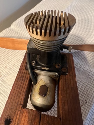 Vintage drone diesel gold - vintage,