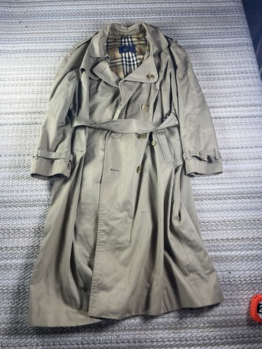 Vintage beigeburberry trench - vintage,