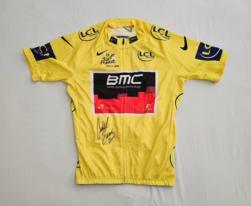 Cadel evans signed 2011 tour - evans,
