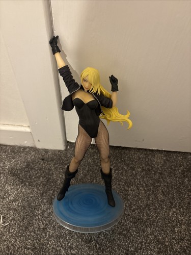 Kotobukiya comics black - comics,