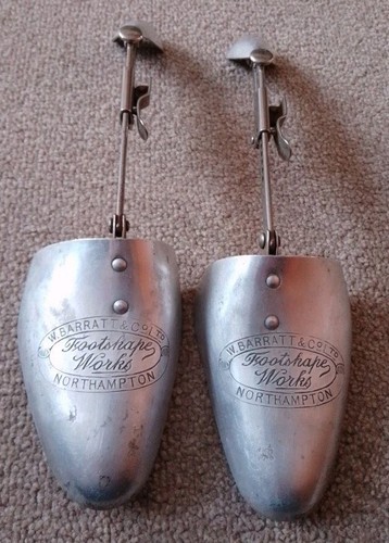 Aluminium vintage shoe - vintage,