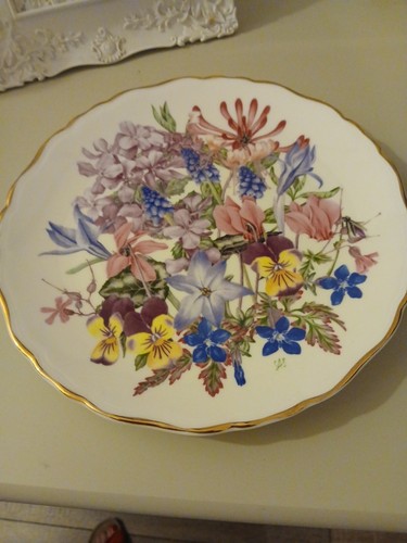 Limited edition royal albert - limited,